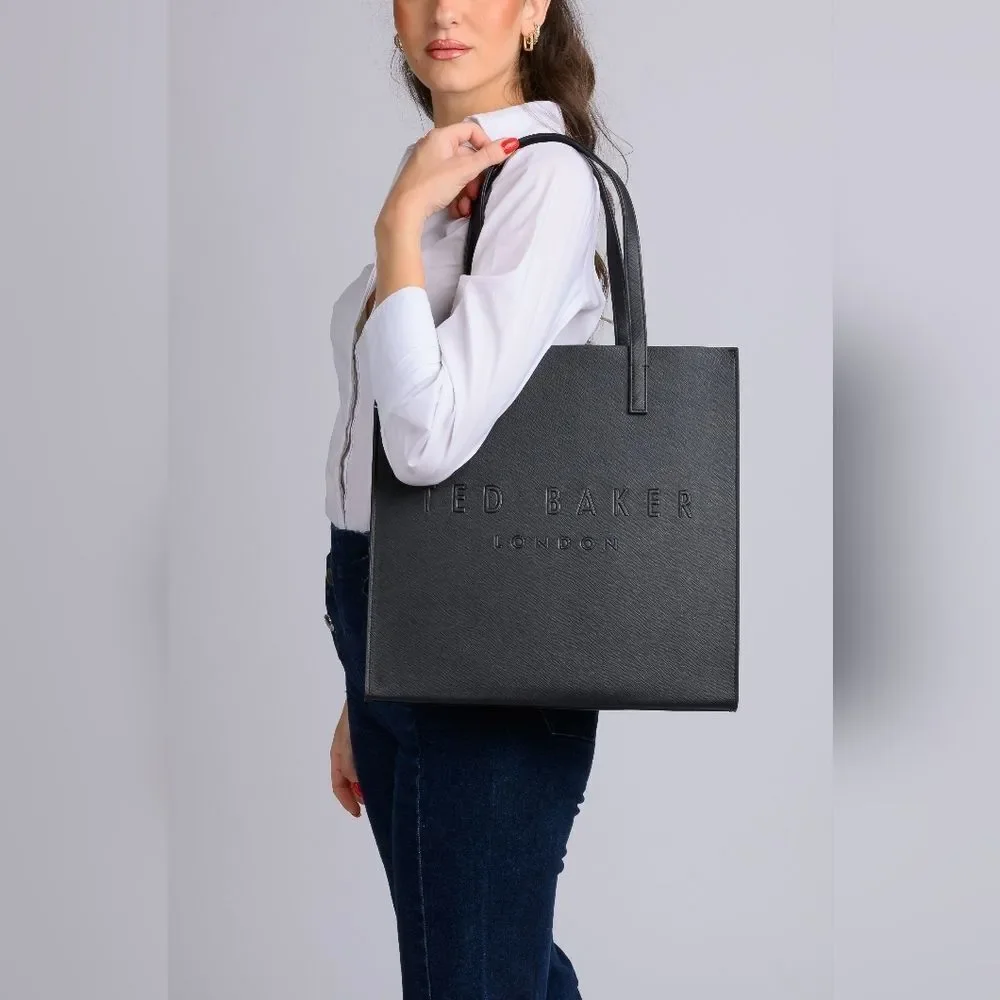 Ted Baker - Picture 5 of 12